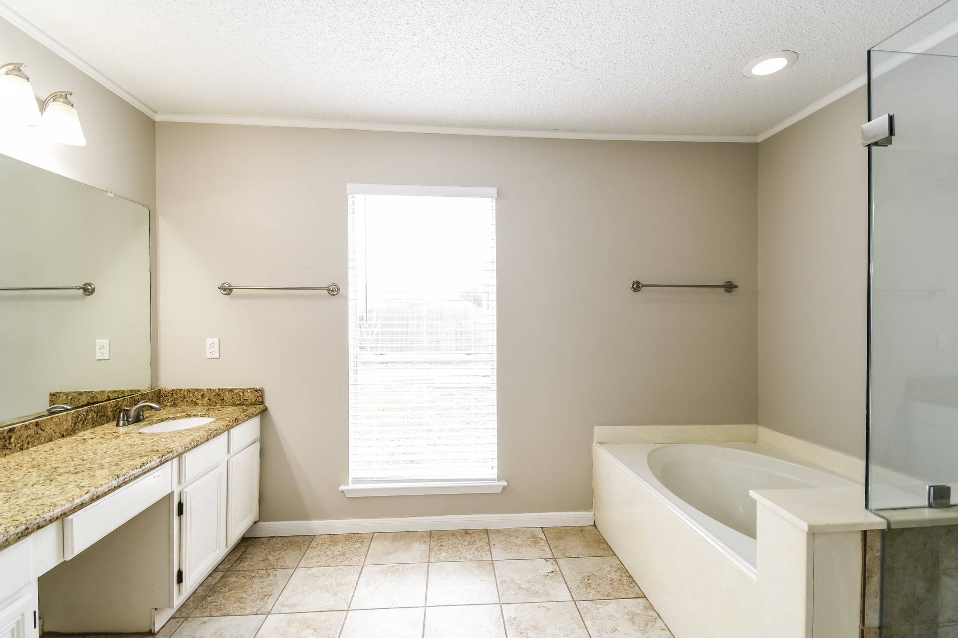 5306 Spring Branch Drive Pearland, TX 77584 - Photo 12 of 15