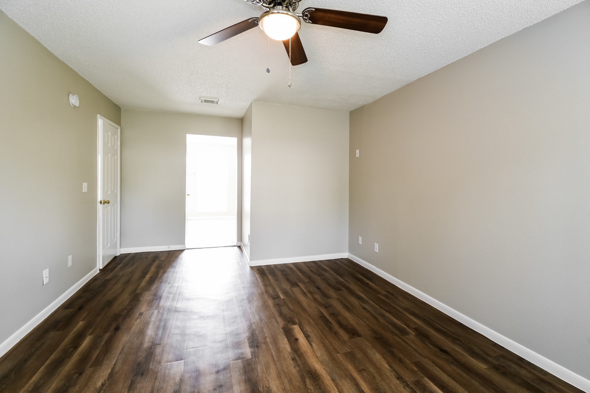 5306 Spring Branch Drive Pearland, TX 77584 - Photo 3 of 15