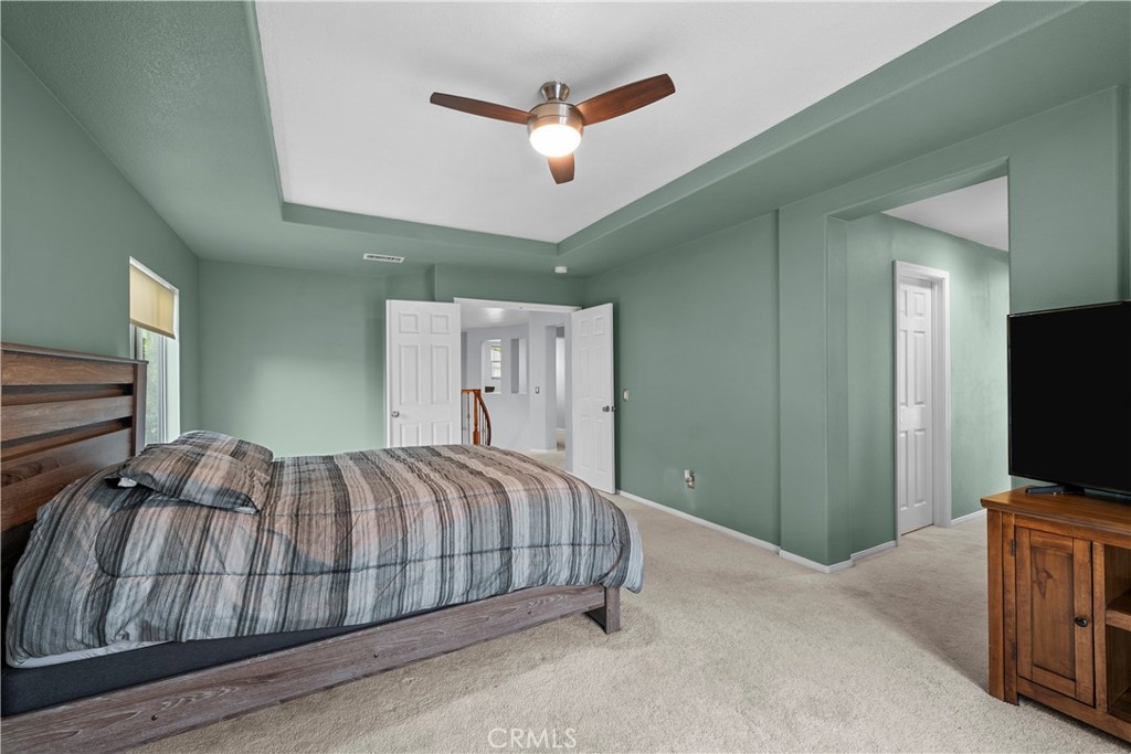 28640 Silverking Trail Saugus, CA 91390 - Photo 25 of 51