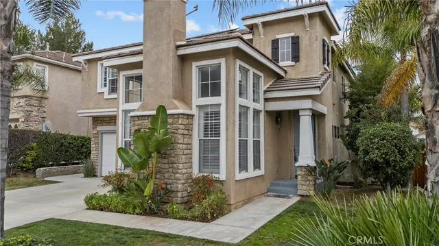 $885,000 | 28640 Silverking Trail, Saugus, CA 91390