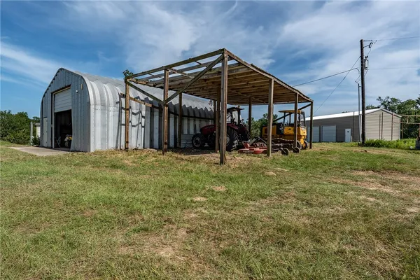 $4,900,000 | 2033 Lcr 704, Unit COUNTYROAD, Kosse, TX 76653