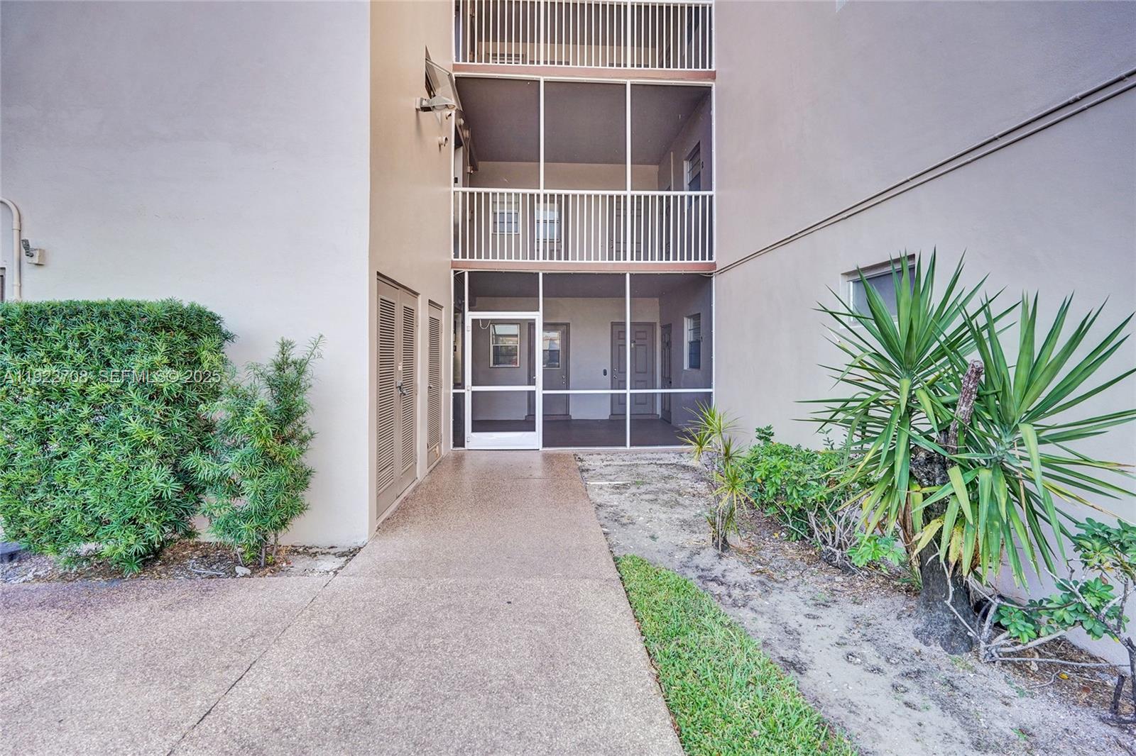 2441 Southwest 82nd Avenue, Unit 205 Davie, FL 33324 - Photo 9 of 41