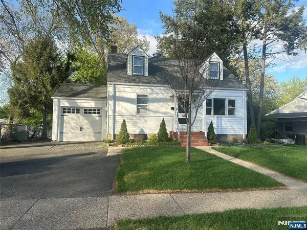 $3,950 | 28-27 Sheridan Place, Fair Lawn, NJ 07410
