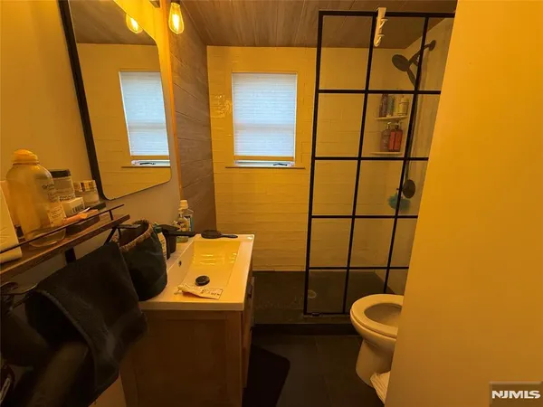 a bathroom with a toilet