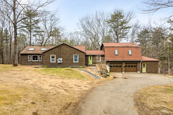 $399,000 | 94 Station Road, Newcastle, ME 04553