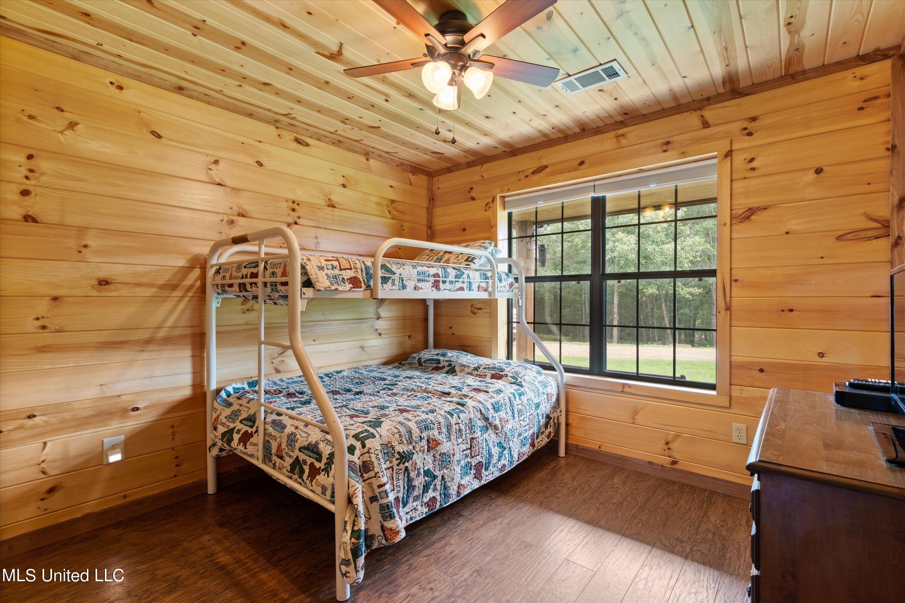 661 Upton Road Pope, MS 38658 - Photo 17 of 25 19-Bedroom