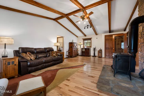 $649,900 | 244 Markland Hill Road, Roan Mountain, TN 37687