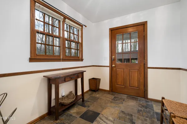 $649,900 | 244 Markland Hill Road, Roan Mountain, TN 37687