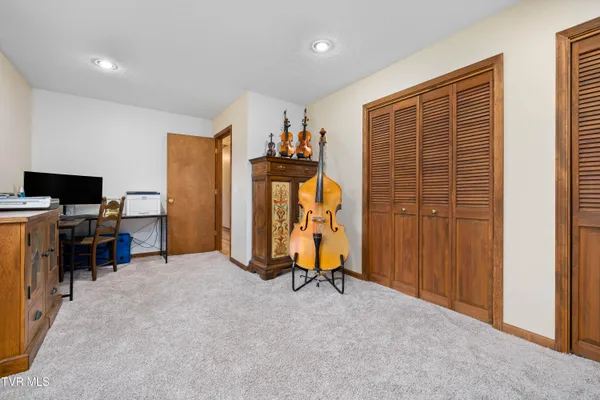 $649,900 | 244 Markland Hill Road, Roan Mountain, TN 37687