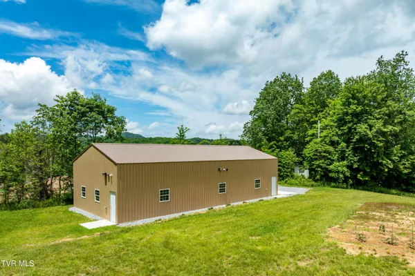 $649,900 | 244 Markland Hill Road, Roan Mountain, TN 37687