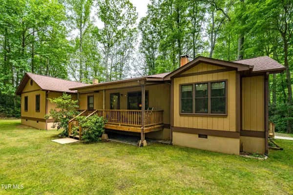 $649,900 | 244 Markland Hill Road, Roan Mountain, TN 37687