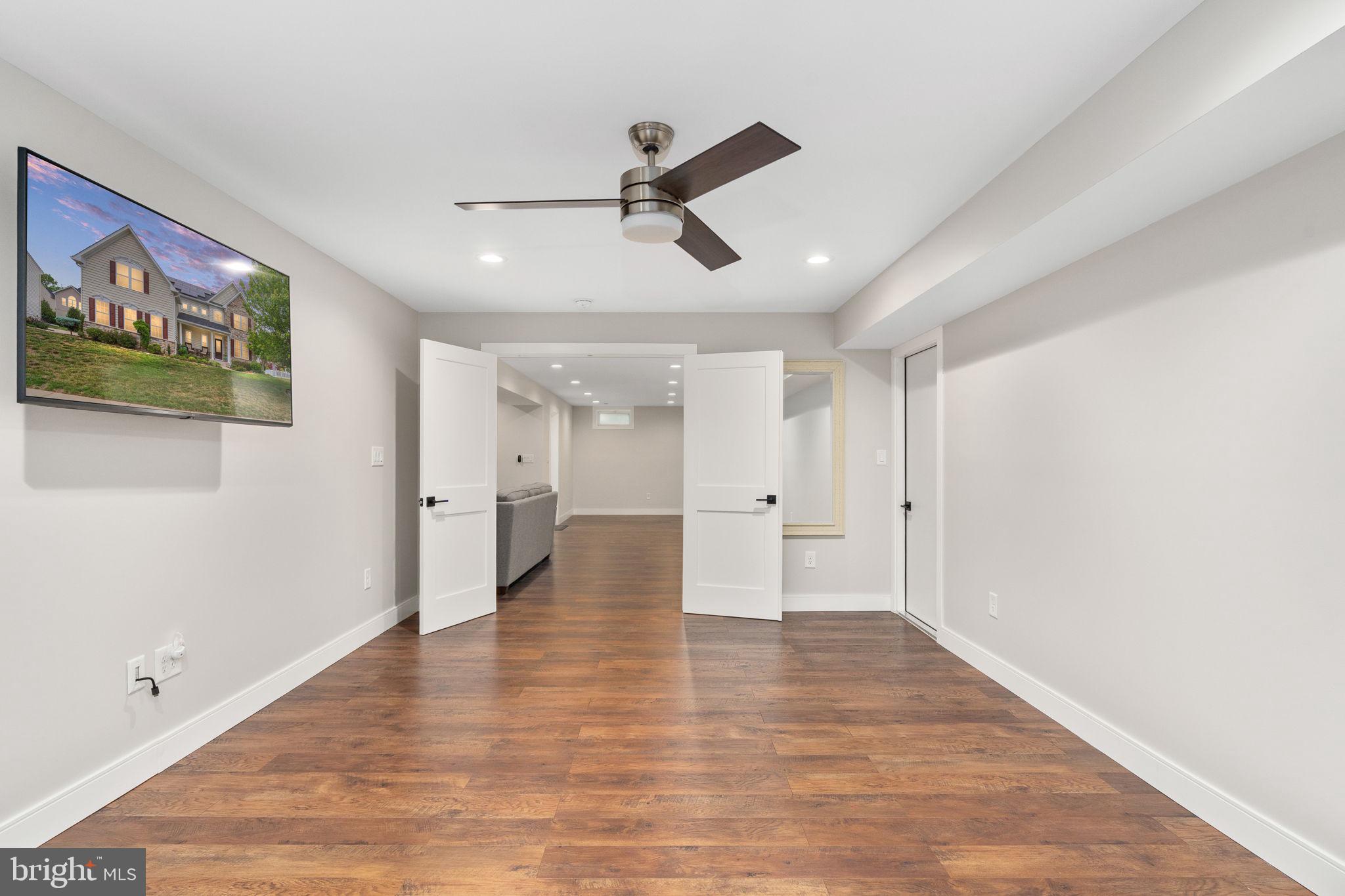 9417 Reservoir Road Fredericksburg, VA 22407 - Photo 43 of 80 Spacious, modern living area awaits!