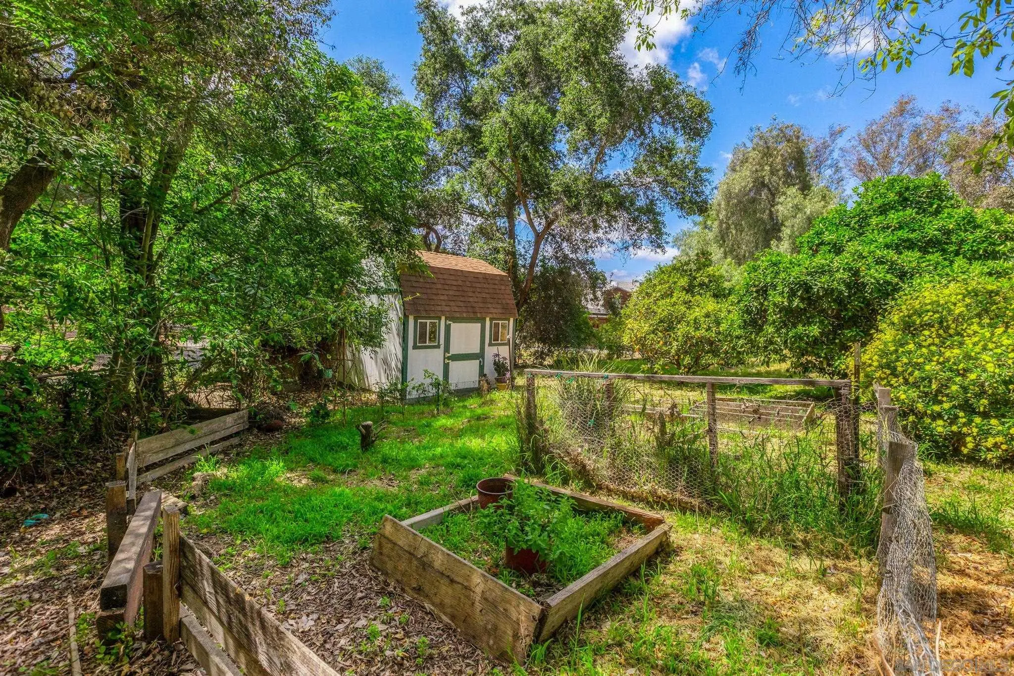 1590 Dorothea Avenue Fallbrook, CA 92028 - Photo 25 of 33 a view of a garden from a balcony