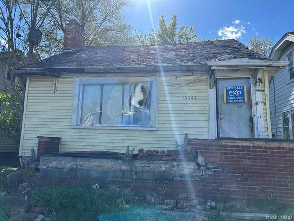 $27,500 | 13949 Cherrylawn Street, Detroit, MI 48238