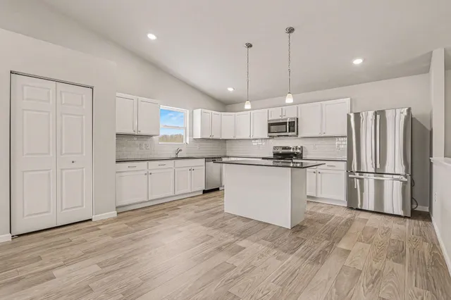 $384,900 | 4043 Sugarsand Lane, Bridgman, MI 49106