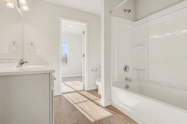 $384,900 | 4043 Sugarsand Lane, Bridgman, MI 49106