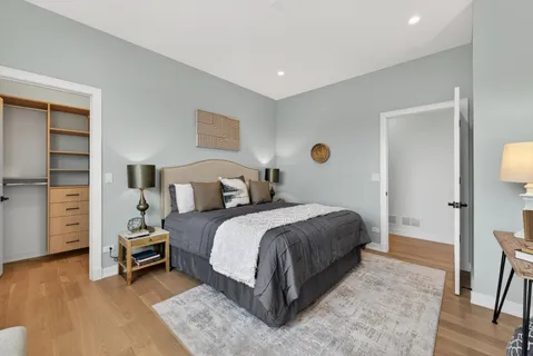 $899,000 | 1347 West Grand Avenue, Unit 2N, Chicago, IL 60642