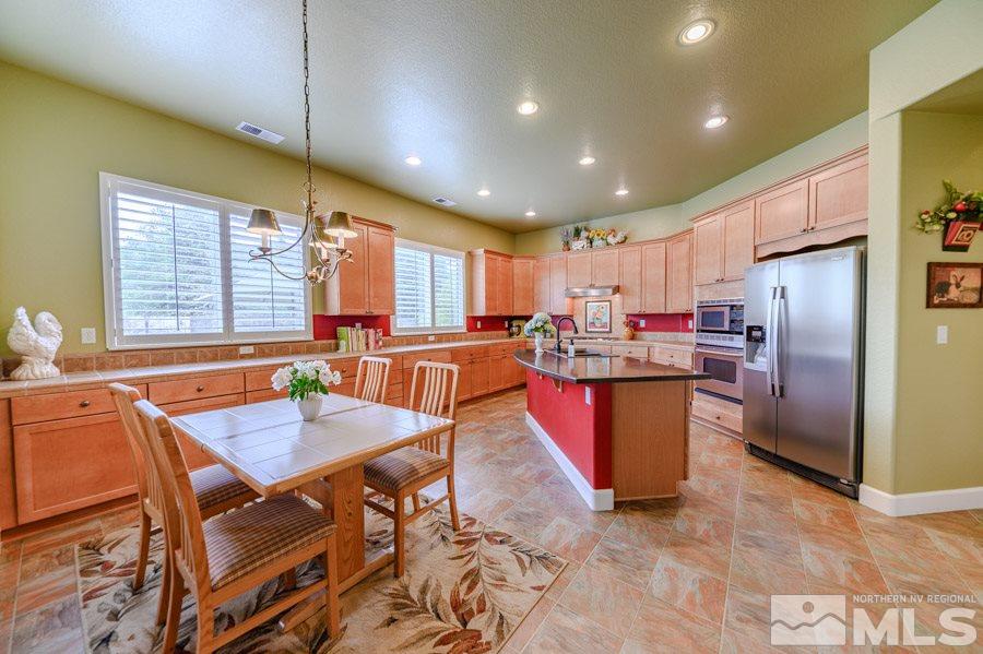 9425 Robb Court Reno, NV 89523 - Photo 8 of 25 Photo 8