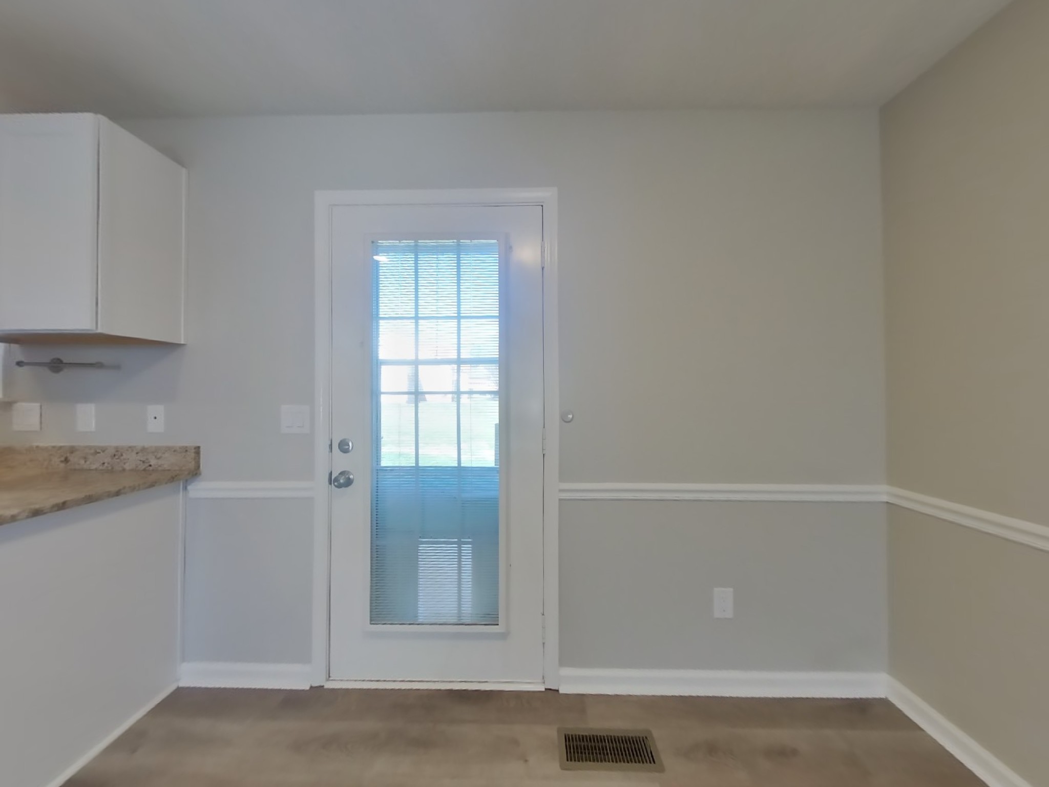 1612 Robert Road Columbia, TN 38401 - Photo 4 of 15