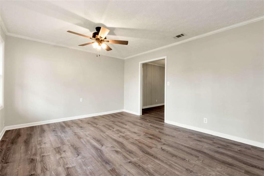 726 Peachtree Road Jefferson, GA 30549 - Photo 3 of 48