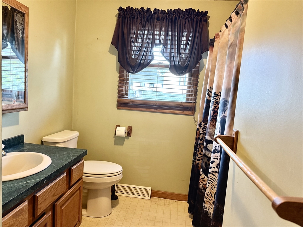 90 Augustus Street Fall River, MA 02721 - Photo 14 of 16