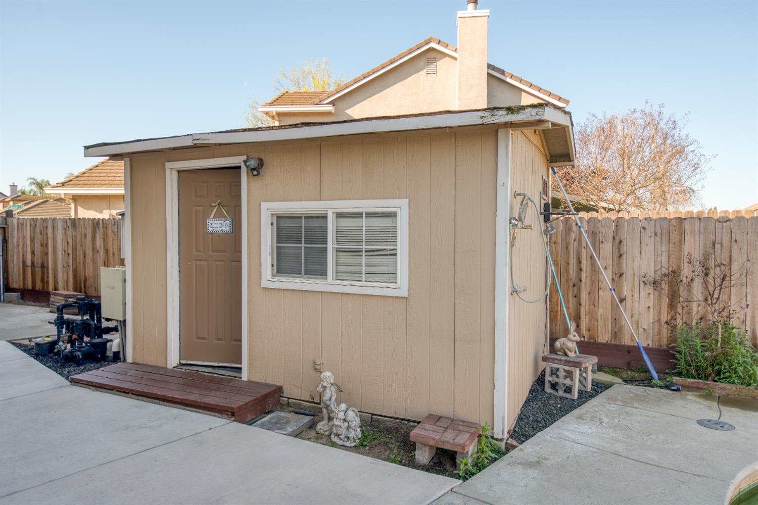 3601 Chant Drive Modesto, CA 95355 - Photo 22 of 23 a front view of a house