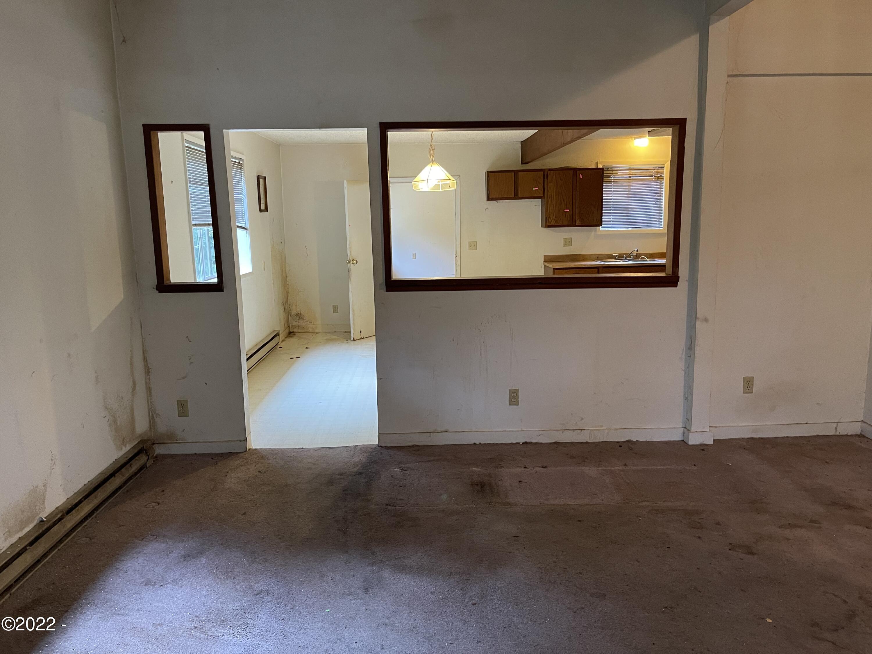 1049 Olalla Road Toledo, OR 97391 - Photo 14 of 21 6 2