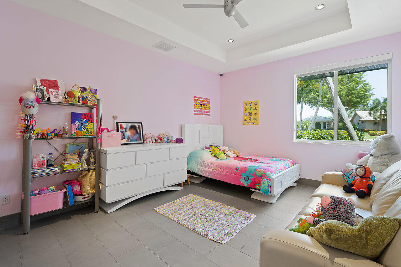 20937 Pacifico Terrace Boca Raton, FL 33433 - Photo 18 of 41 Guest Room