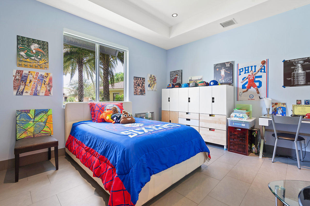 20937 Pacifico Terrace Boca Raton, FL 33433 - Photo 20 of 41 Guest Room