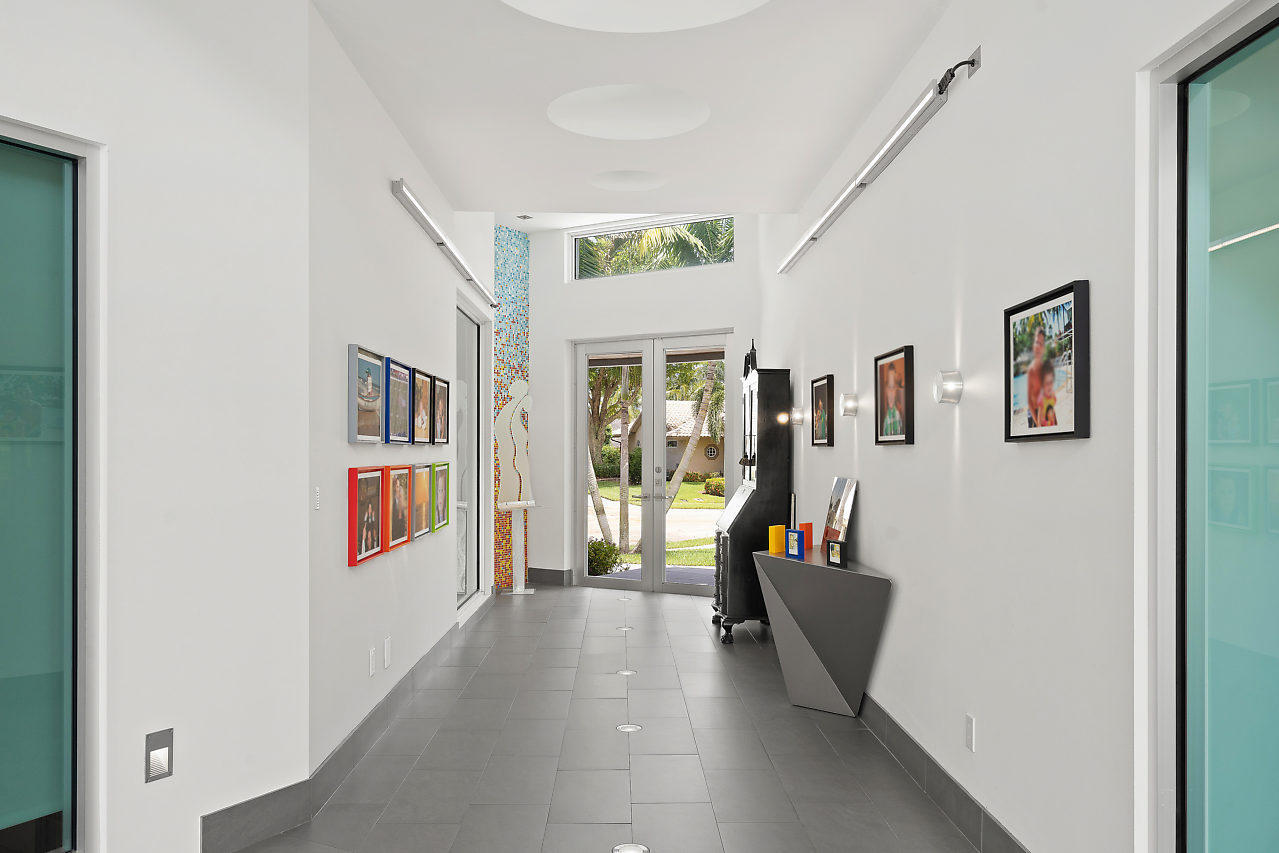 20937 Pacifico Terrace Boca Raton, FL 33433 - Photo 25 of 41 Foyer