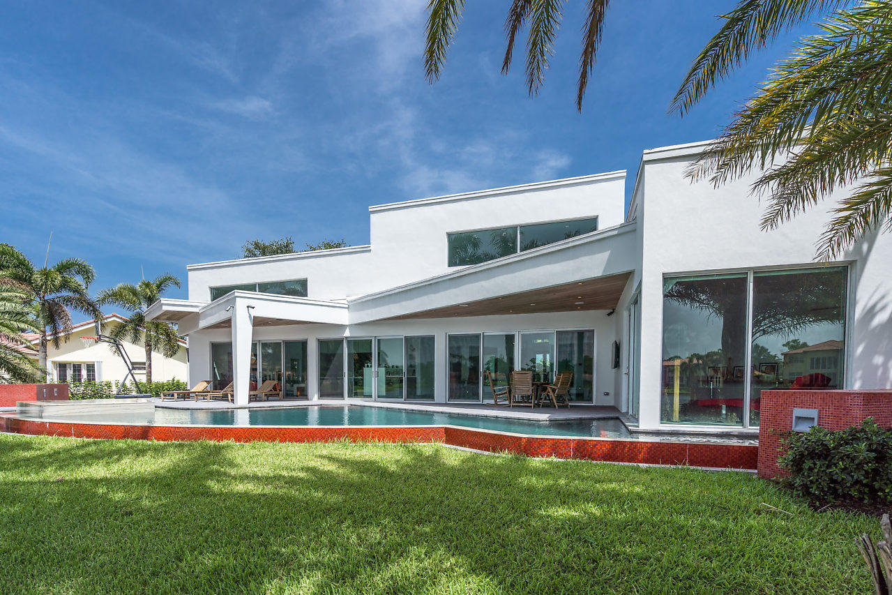 20937 Pacifico Terrace Boca Raton, FL 33433 - Photo 33 of 41 Exterior Back