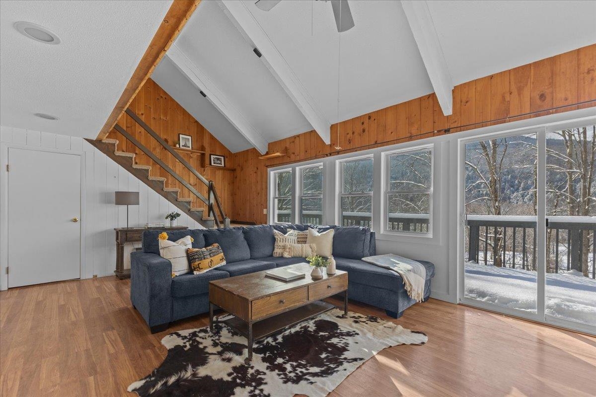 1324 Nebraska Valley Road Stowe, VT 05672 - Photo 5 of 40