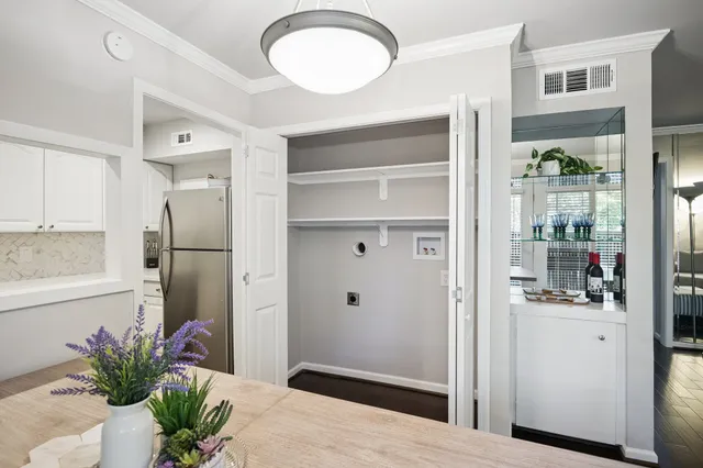 $199,000 | 3944 West Alabama Street, Unit 12, Houston, TX 77027