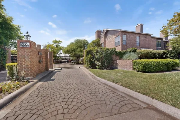 $1,890 | 5859 Frankford Road, Unit 512, Dallas, TX 75252
