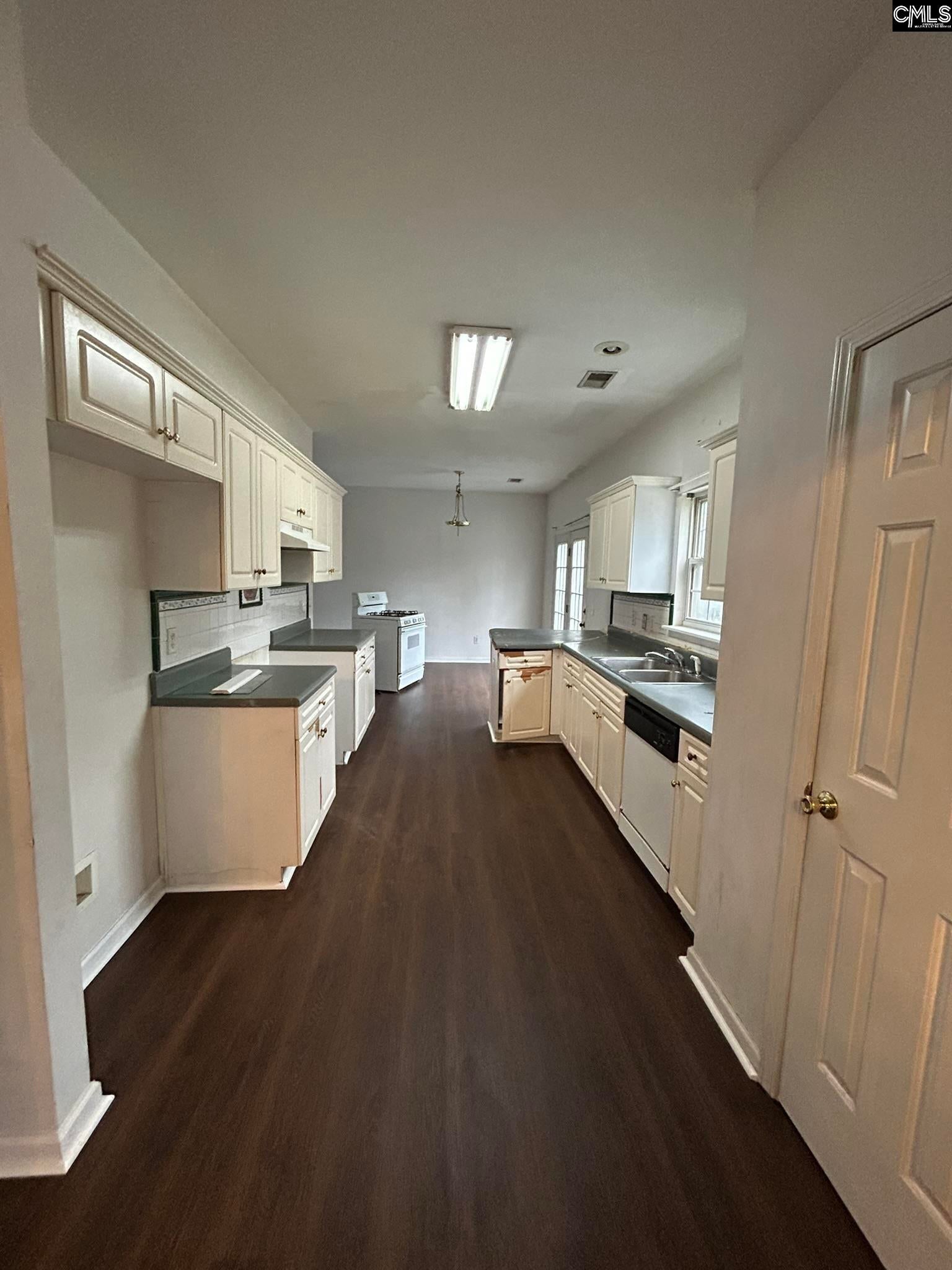 1273 Rockwood Road Columbia, SC 29209 - Photo 4 of 11 Gallery Image 4