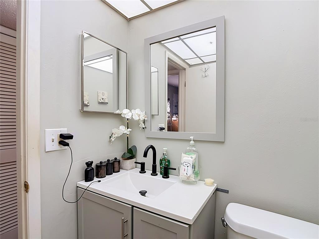 11805 Raintree Lake Lane, Unit D Temple Terrace, FL 33617 - Photo 20 of 32