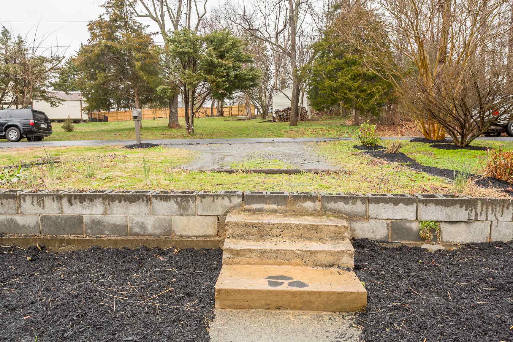34 Peony Road Ruckersville, VA 22968 - Photo 38 of 41 a view of a yard with a fountain