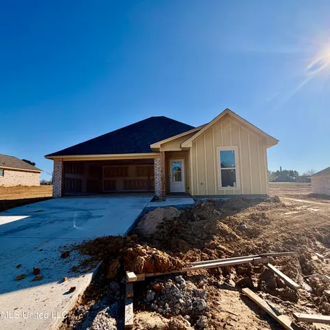 $314,999 | 573 Patrick Farms Drive, Pearl, MS 39208