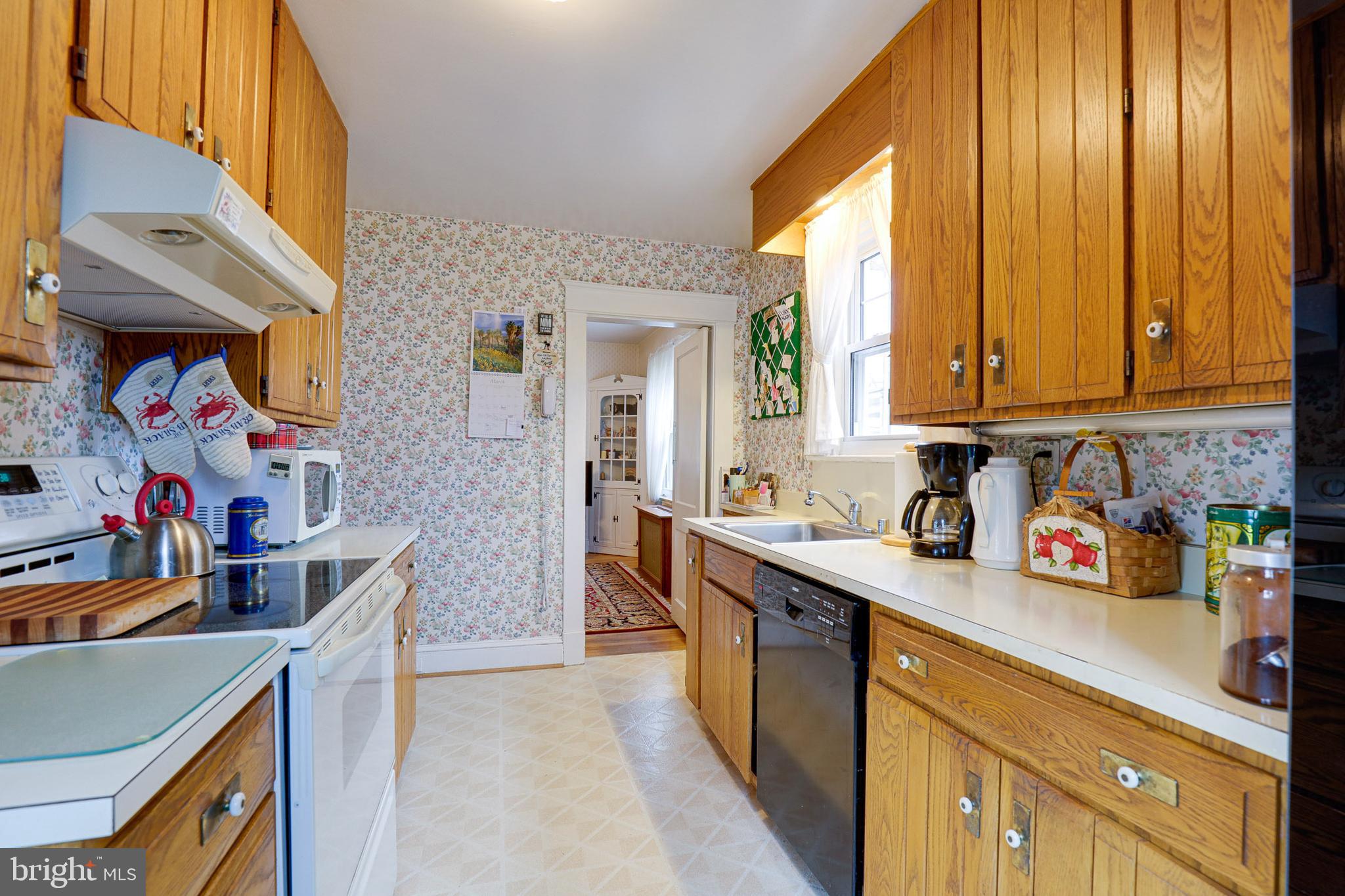 1503 Ridge Road Catonsville, MD 21228 - Photo 12 of 25