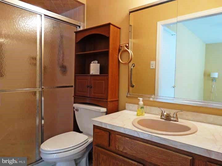 2554 Valley View Road Bensalem, PA 19020 - Photo 23 of 25 Bathroom