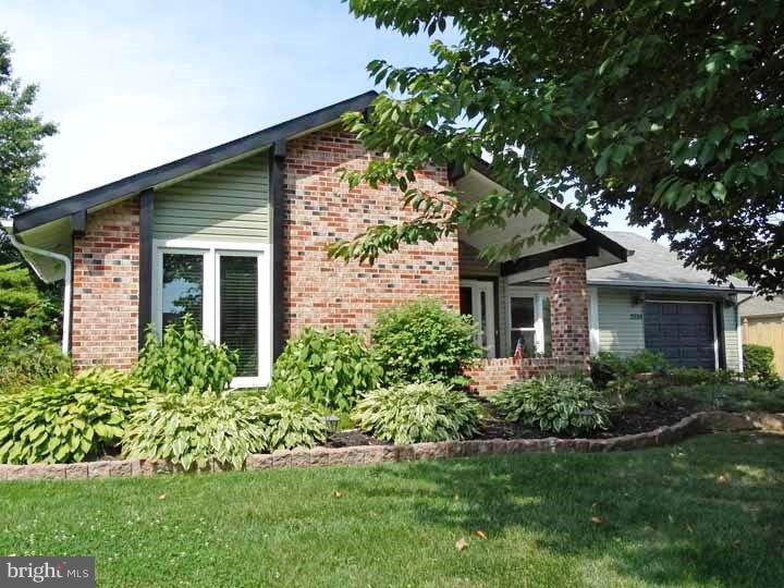 2554 Valley View Road Bensalem, PA 19020 - Photo 10 of 25 Exterior Front