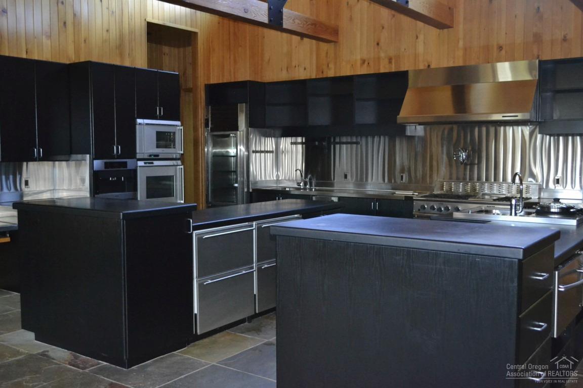 55015 Huntington Road Bend, OR 97707 - Photo 12 of 24 Additional Photo