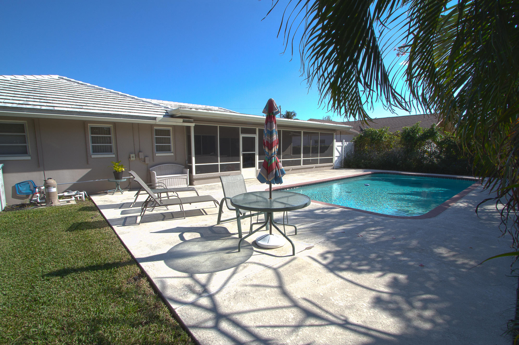 981 Southwest 11th Terrace Boca Raton, FL 33486 - Photo 3 of 17 Patio and Pool