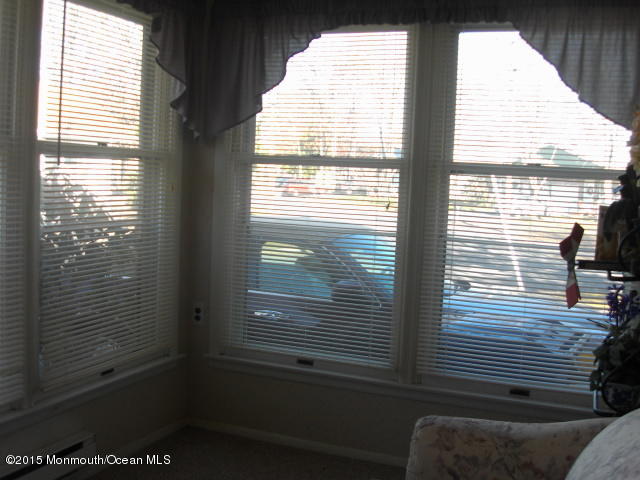 15 B Walnut Road, Unit 15B Manahawkin, NJ 08050 - Photo 5 of 17 15 B Walnut Road 004