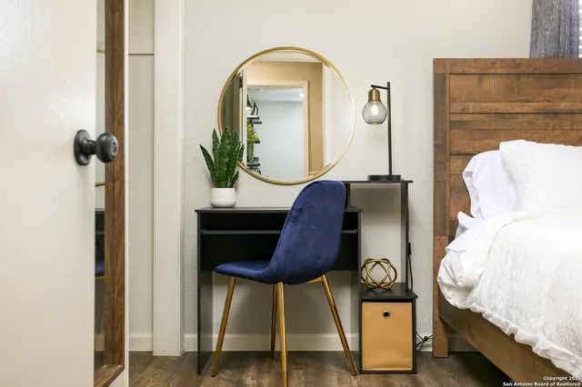 a view of entryway with wooden floor