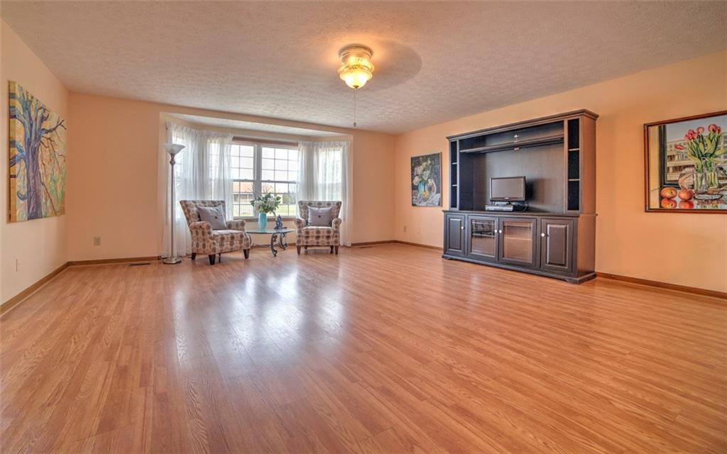 706 Timberview Avenue Springfield, OH 45502 - Photo 5 of 47