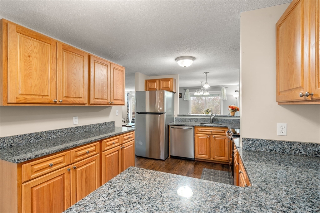 44 Stone Ridge Road, Unit 44 Franklin, MA 02038 - Photo 11 of 32