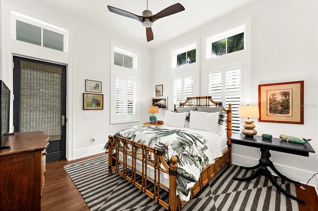 $4,100,000 | 213 North 18th Street West, Bradenton, FL 34205