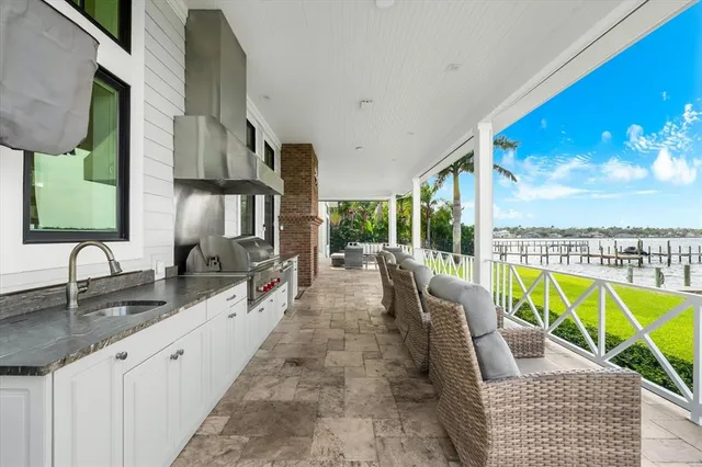 $4,100,000 | 213 North 18th Street West, Bradenton, FL 34205