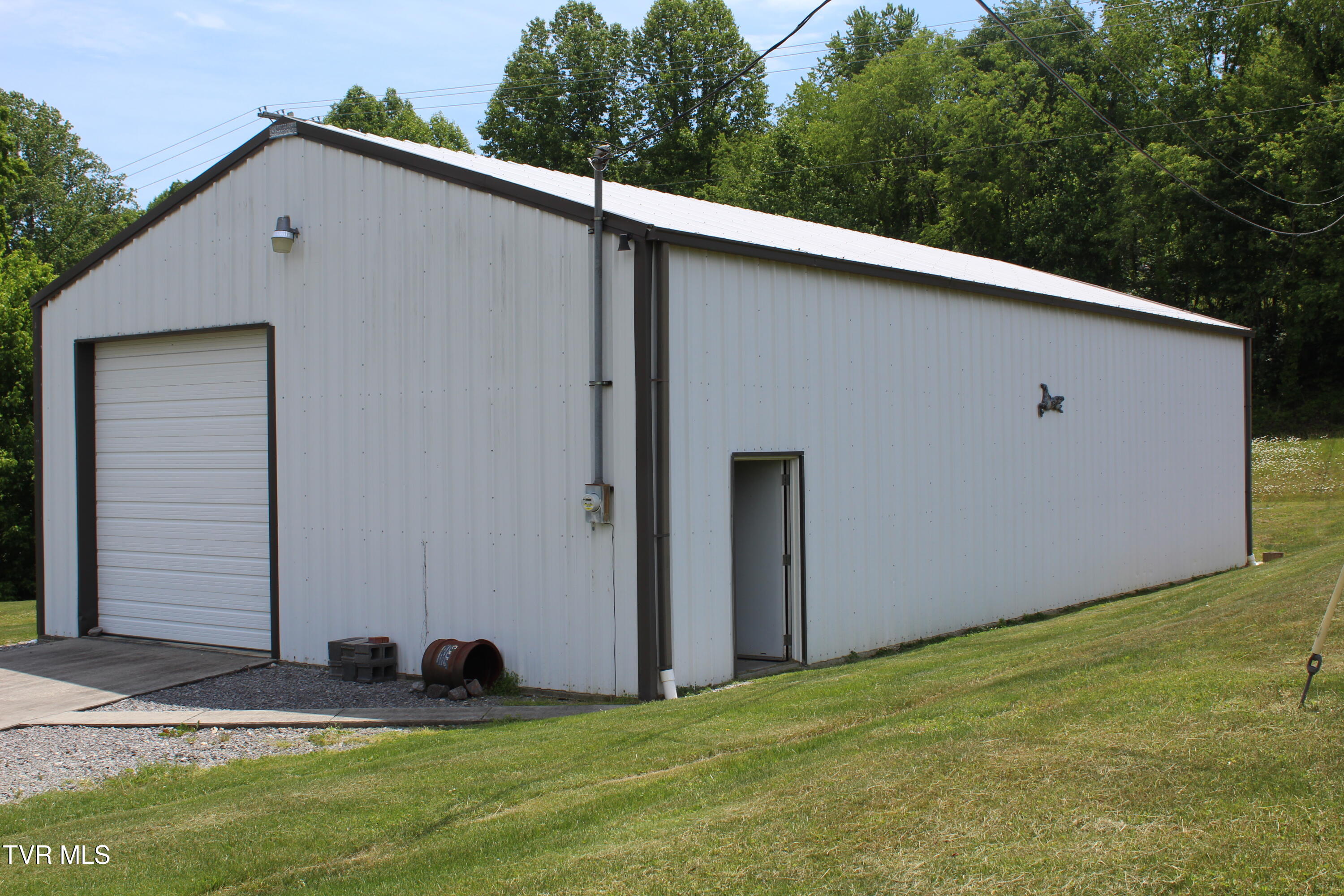 363 Sugar Run Road Jonesville, VA 24263 - Photo 44 of 48 IMG_6836